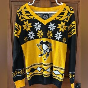 Pittsburgh Penguins Winter Sweater — Women’s M